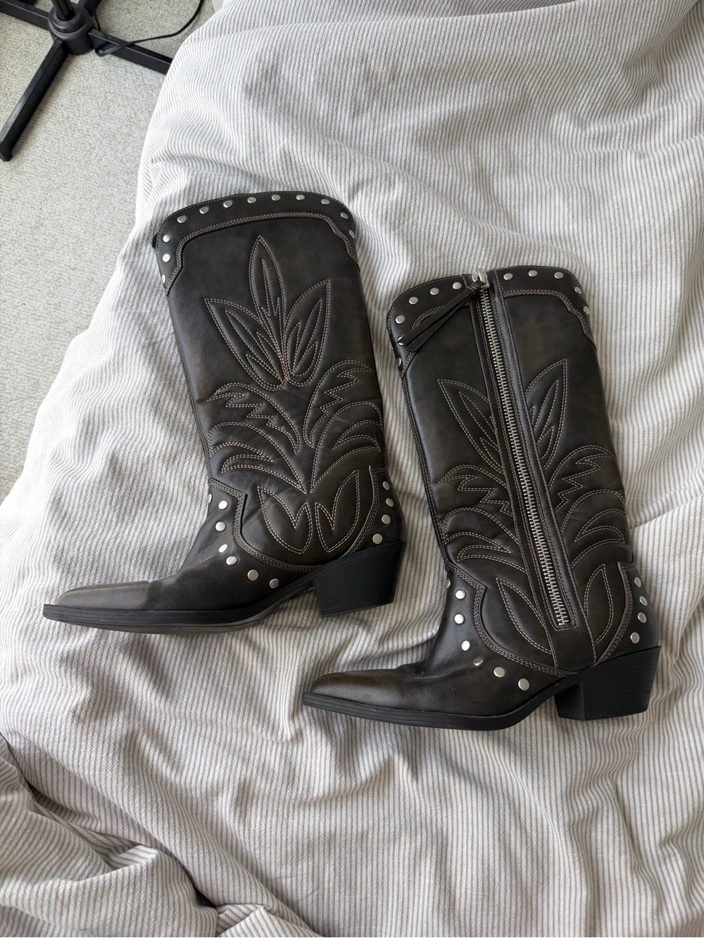 Zara sold out zip studded cowboy boots